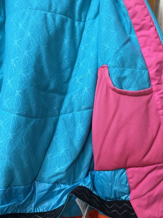 Geacă Decathlon damă mărimea S/M nouă, fără etichetă