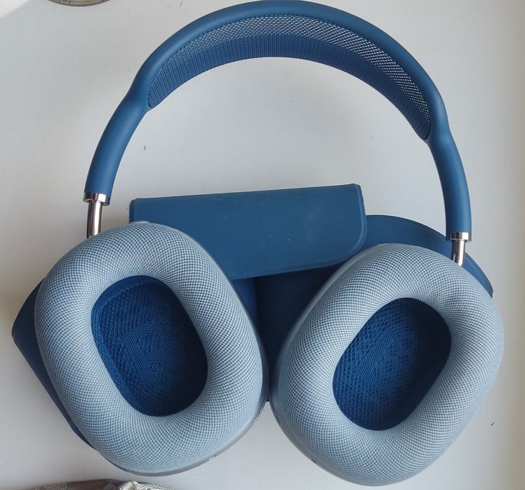 AirPods Max наушники