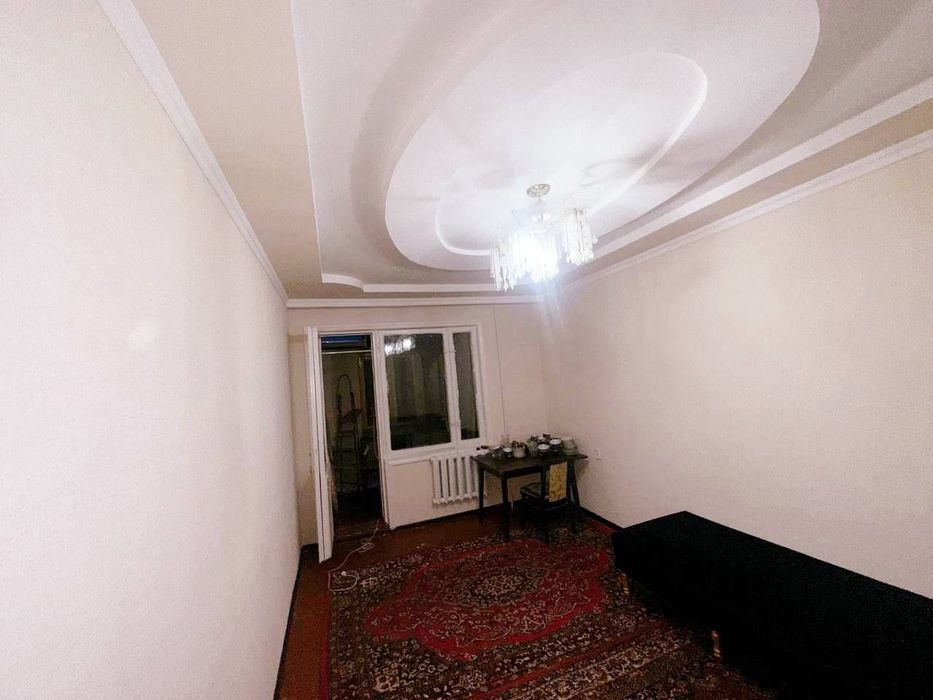 Продажа 3/3/4 на Юнусабад-15, метро супер локация