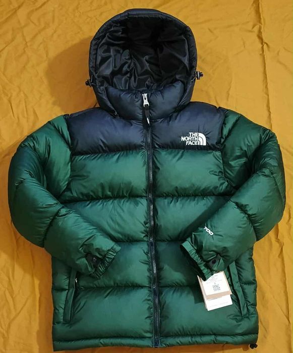 Geci originale The North Face Model 700,noi cu eticheta,  retururi de Amazon