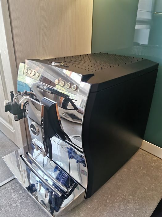 Espresor/ espresorul/ expresor automat Jura impressa Z5 full Chrome
