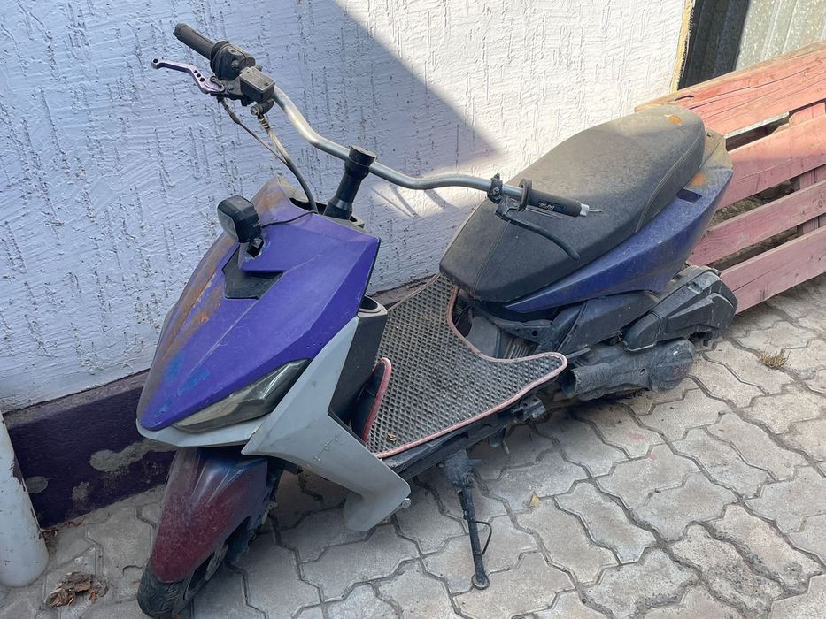 Продам скутер гтс спорт