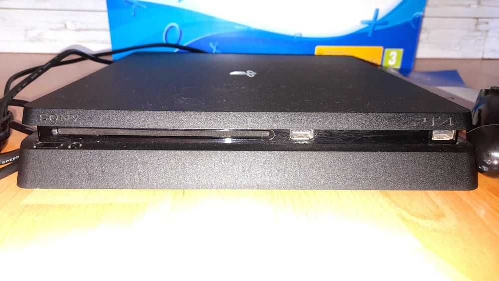 Consola PS 4 Slim 500gb