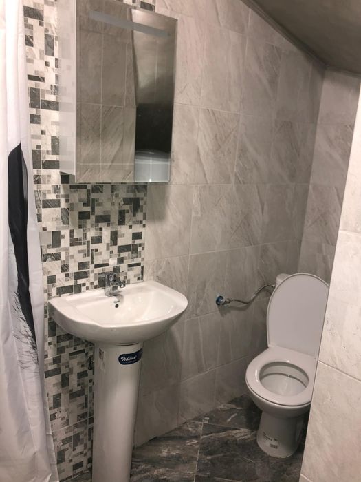 Дава се под наем Двустаен апартамент в Пловдив, Кючук Париж - 64 кв.м за 383 € - Снимка #5