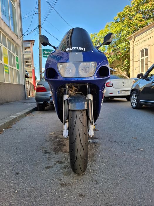 Vand Suzuki GSXR SRAD 600 an 1999