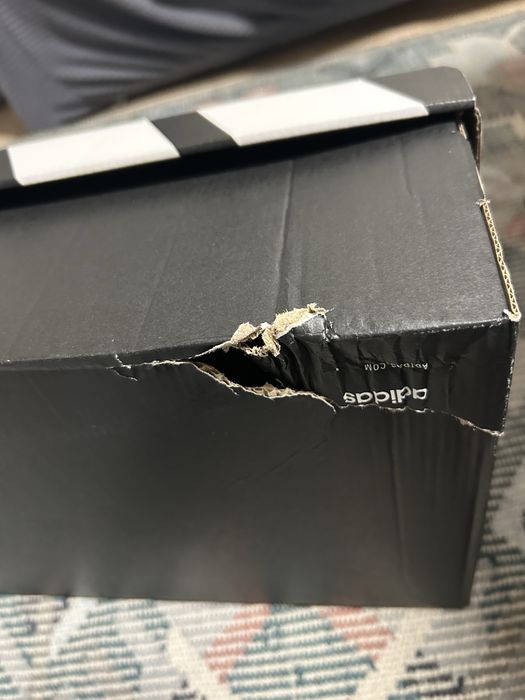 Addidas- черно-бели обувки