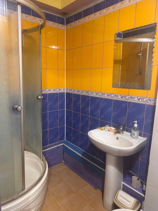 Сдам 1 ком вкартиру по месячно Абулхаир хана 57А