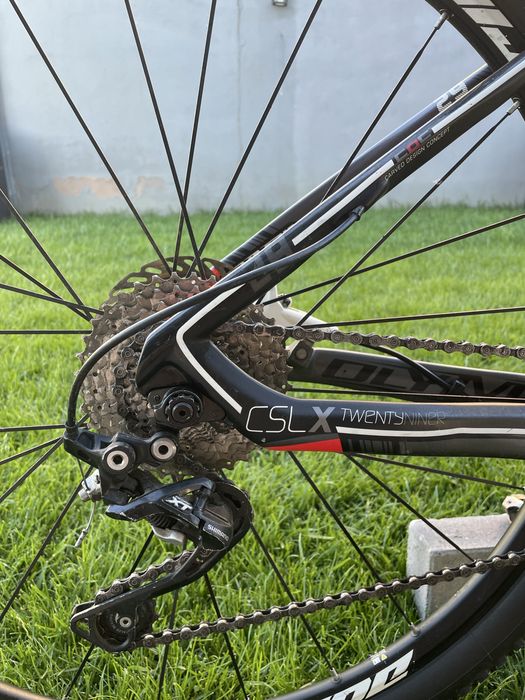 Bicicleta din carbon olympia roti 29 cadru S