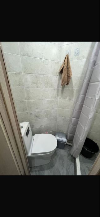 подселение девушки