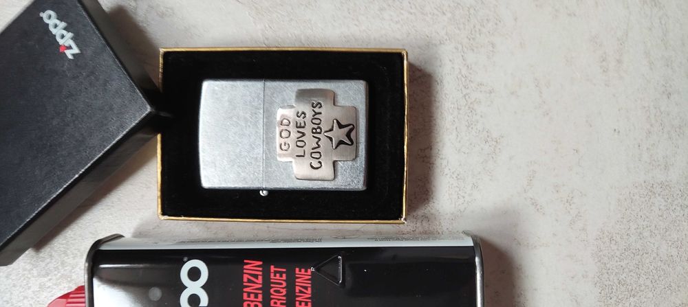 Нова запалка ZIPPO