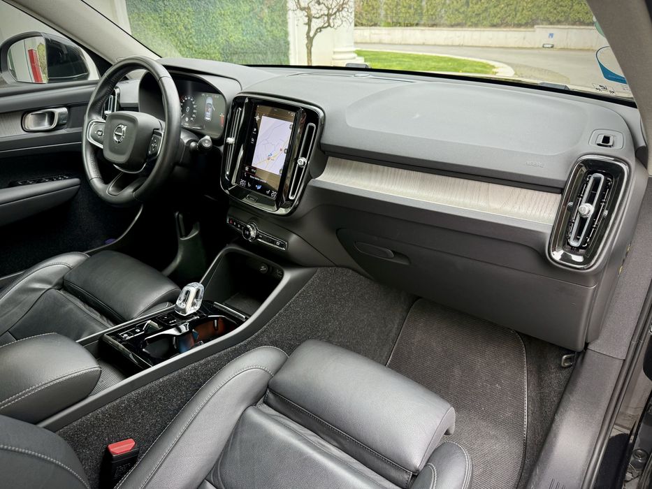 Volvo XC40 Fab 2021 T 4 Recharge Plig-in Hibird ! Garantie 12 Luni !Finantare