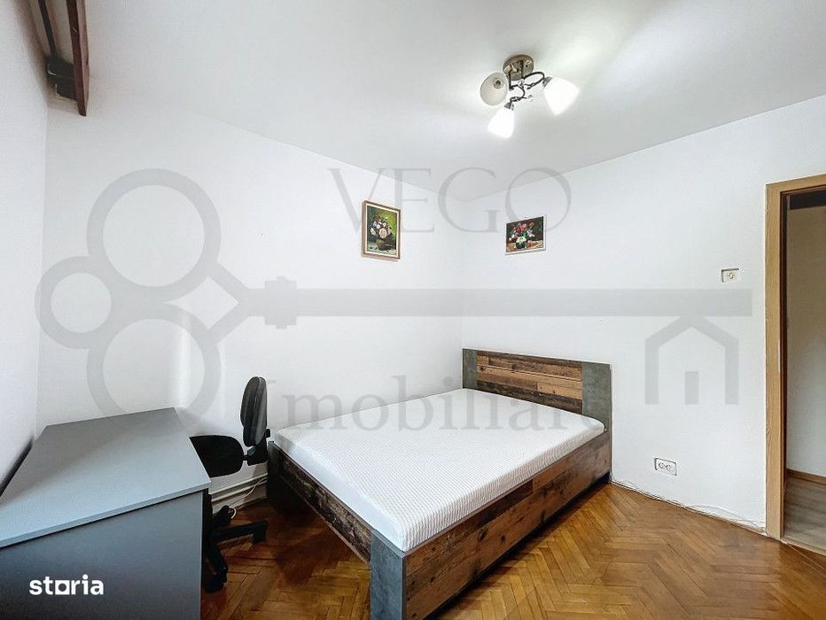 Apartament 3 camere decomandat, garaj, aproape de UMF, Piata Zorilor