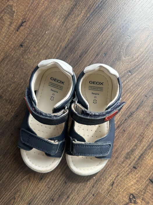 Сандали 25 размер