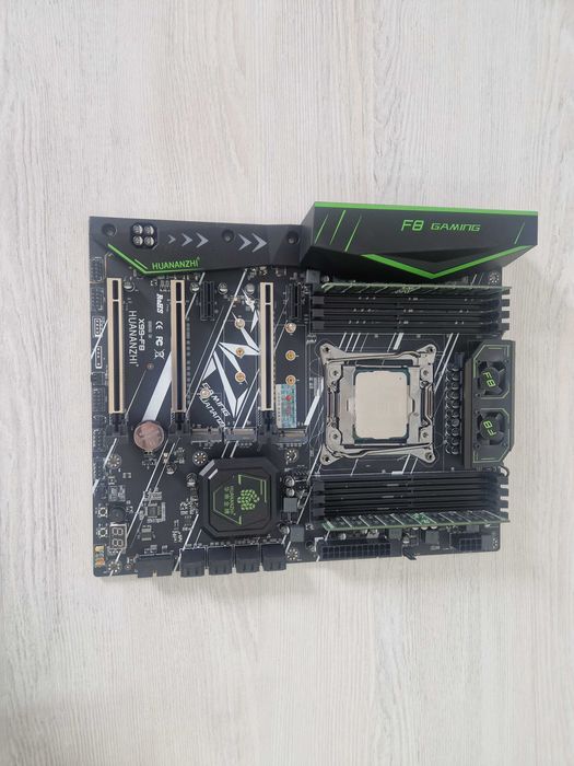 Комплект Huananzhi X99-F8 + Xeon E5-2698 v3 + 32 GB DDR4