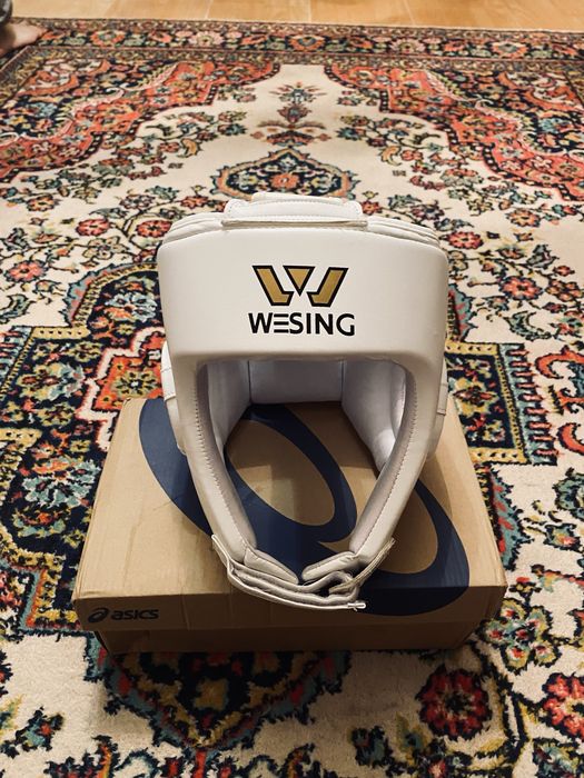 Боксерский шлем Wesing