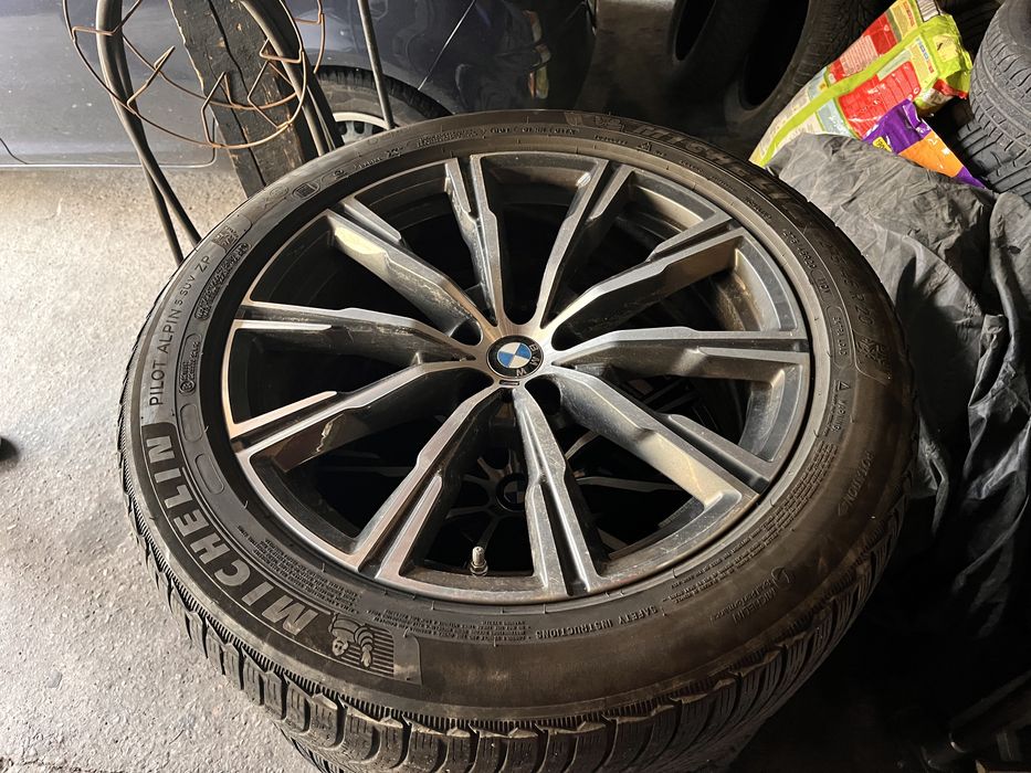 Roti de iarna originale BMW X5/X6 MSport cu anvelope Michelin