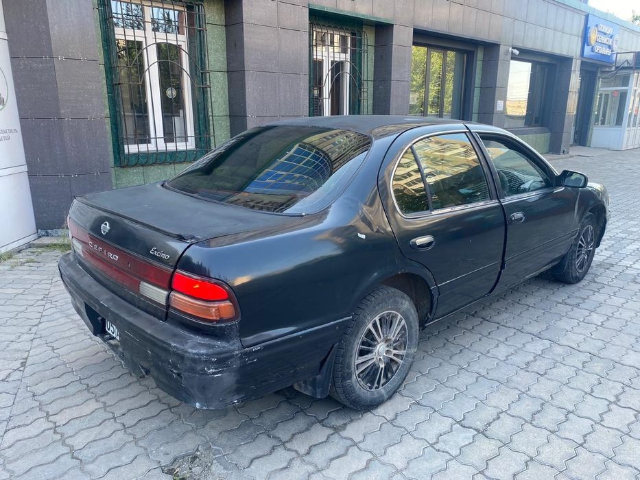 Nissan Cefiro 2л