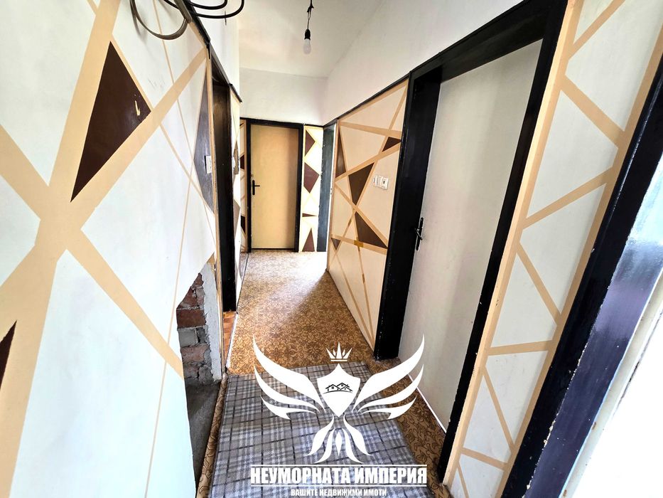 Дава се под наем Четиристаен апартамент в Асеновград - 122 кв.м за 258 € - Снимка #6