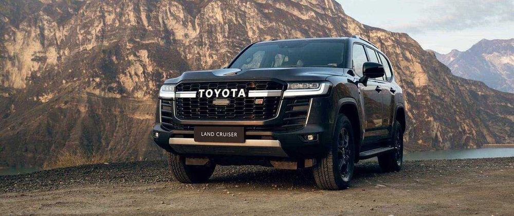 Toyota Land Cruiser  (Крузер)300  4 литр автокредитга сотилади