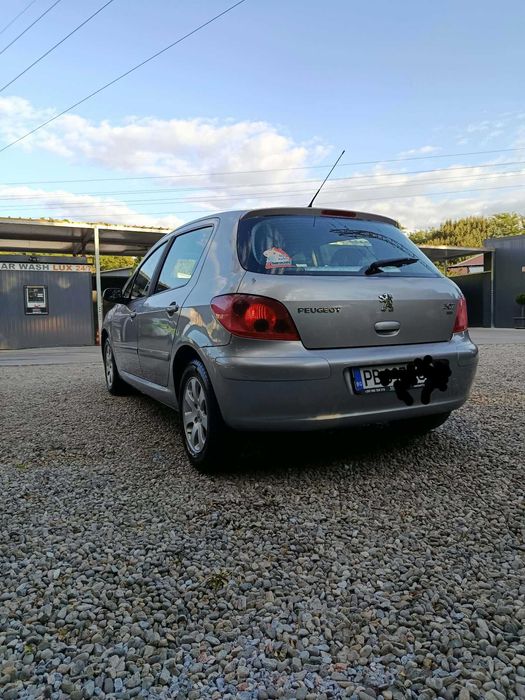 Продавам Peugeot 307