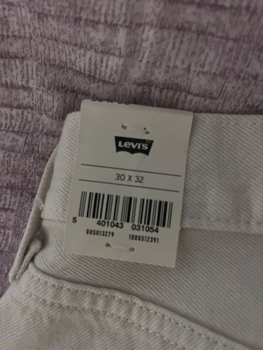 Blugi Levis 501 Premium noi