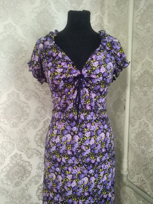 Платье красивое размер 50 52