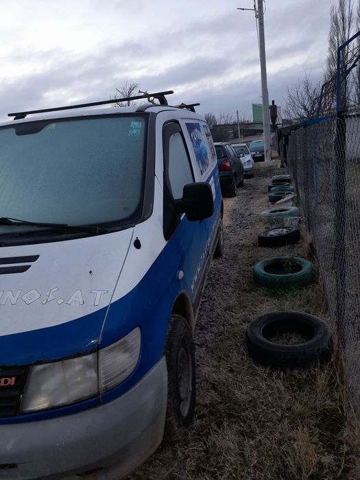 Vând mercedes vito 2.2