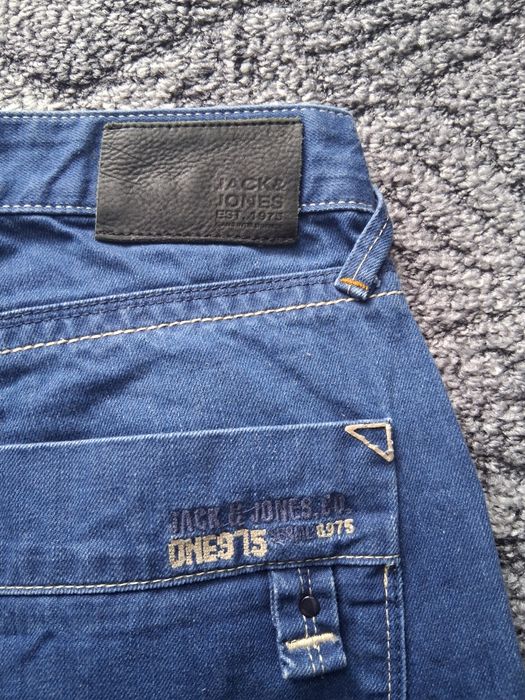 Vand Jeans / Blugi de bărbați  Jack & Jones