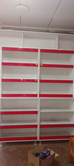 Astanofka va magazinlar uchun mebel polka