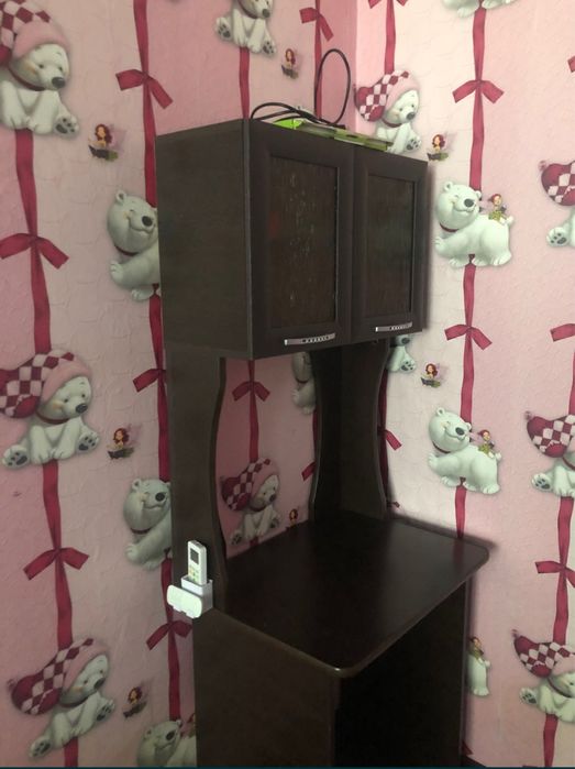 Продам шкаф темно коричневый