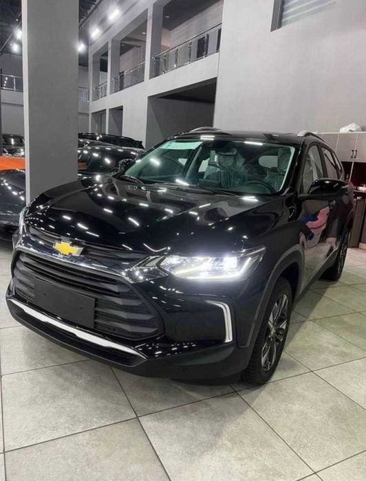 Tracker-2 Премьер-2024г. Фул позиция, без пробега