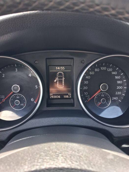 VOLKSWAGEN Golf 2010 — imagine 3
