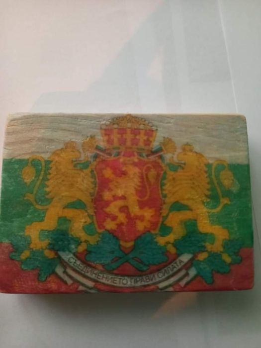 Трансфер на снимки върху дърво.