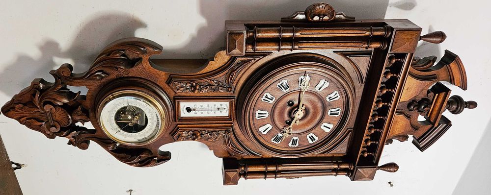 Ceas de perete francez cu barometru si termometru, anii 1900