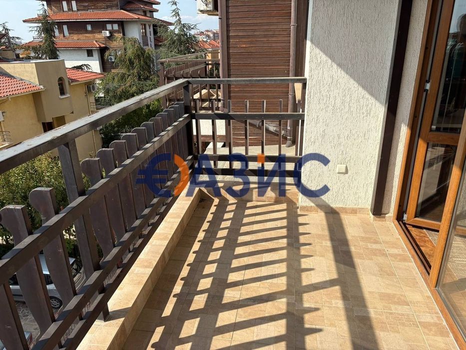 Продава се Тристаен апартамент в Свети Влас - 93 кв.м за 894 €/кв.м - Снимка #4