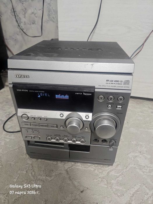 Музыкальный центр центральный блок Aiwa