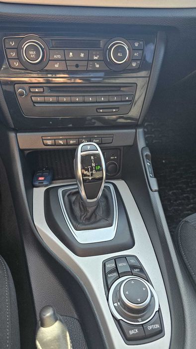 BMW X1 2012 — imagine 5