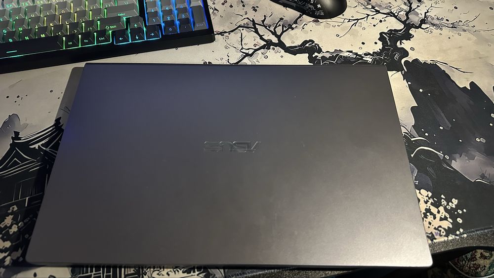 Продам ноутбук