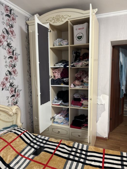 Продам шкаф шкаф