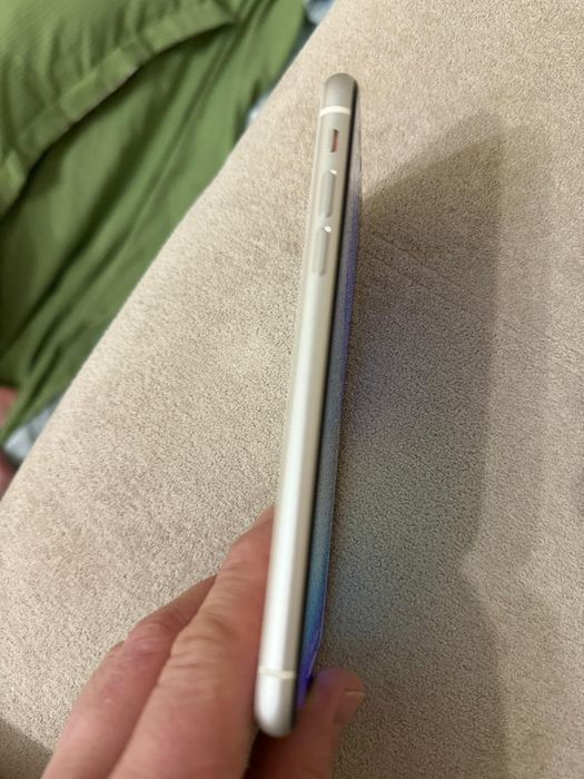IPHONE 11 128гб аккум 78%