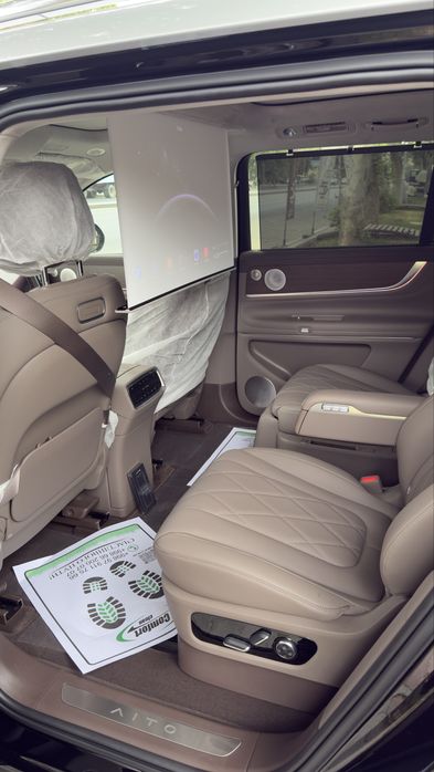 Aito M9 ultra full option korichneviy salon diska full