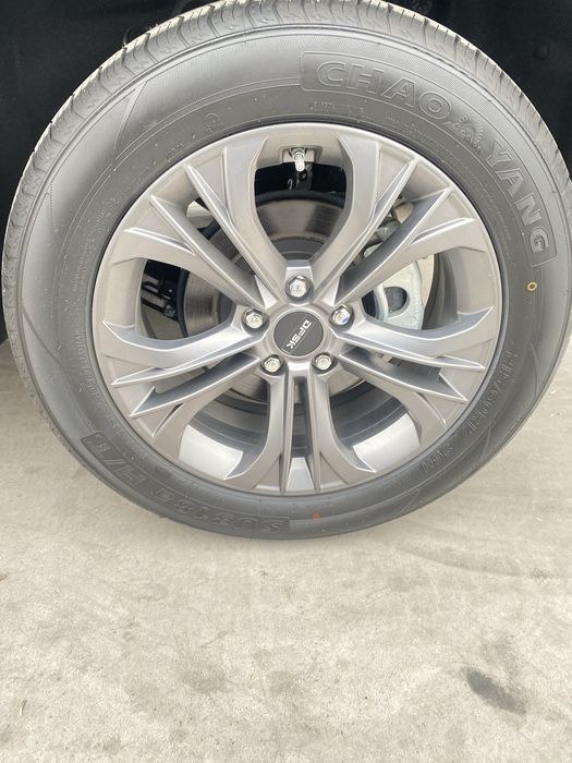 Glory 500 Oq / Qora  Nalichi