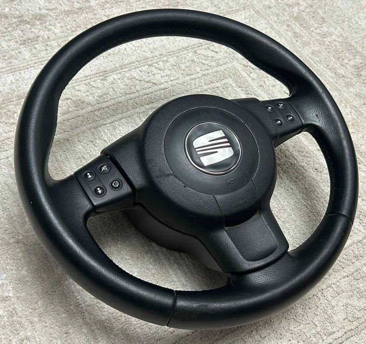 Volane Piele Seat ALTEA/LEON 3spite si comenzi