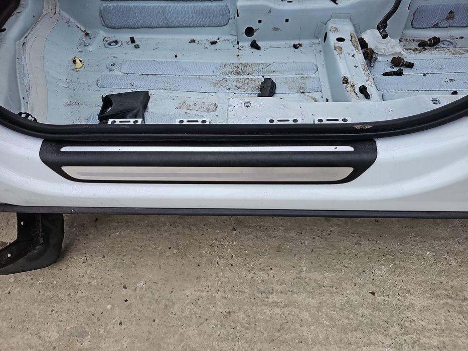 Ornament prag stanga fata AUDI Q3 (8UB) [Fabr 2011-2018] OEM