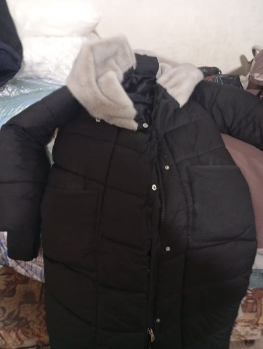 Продам куртка. Длинные зиные