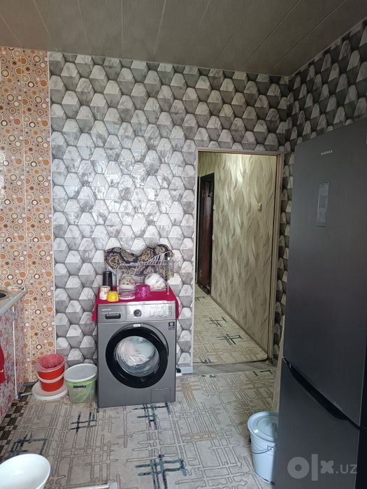 Dom sotiladi 3 xonali uy  rimonti yaxwi
