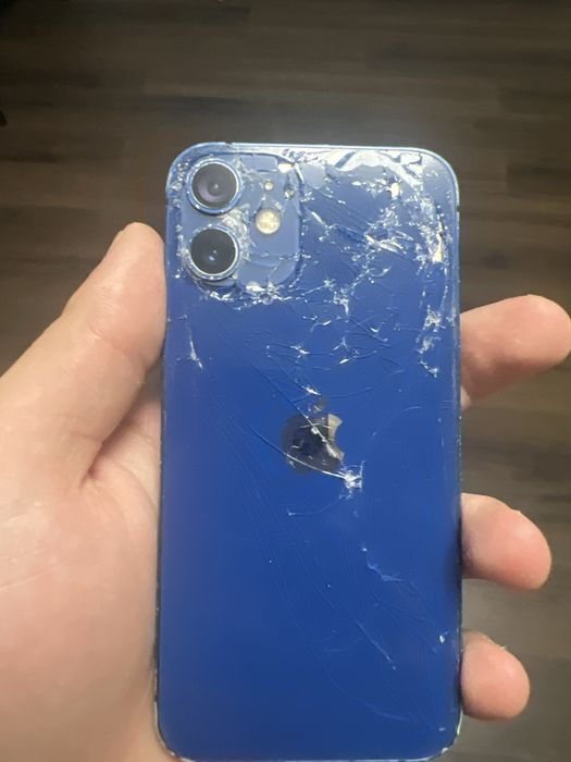 Iphone 12 mini blue