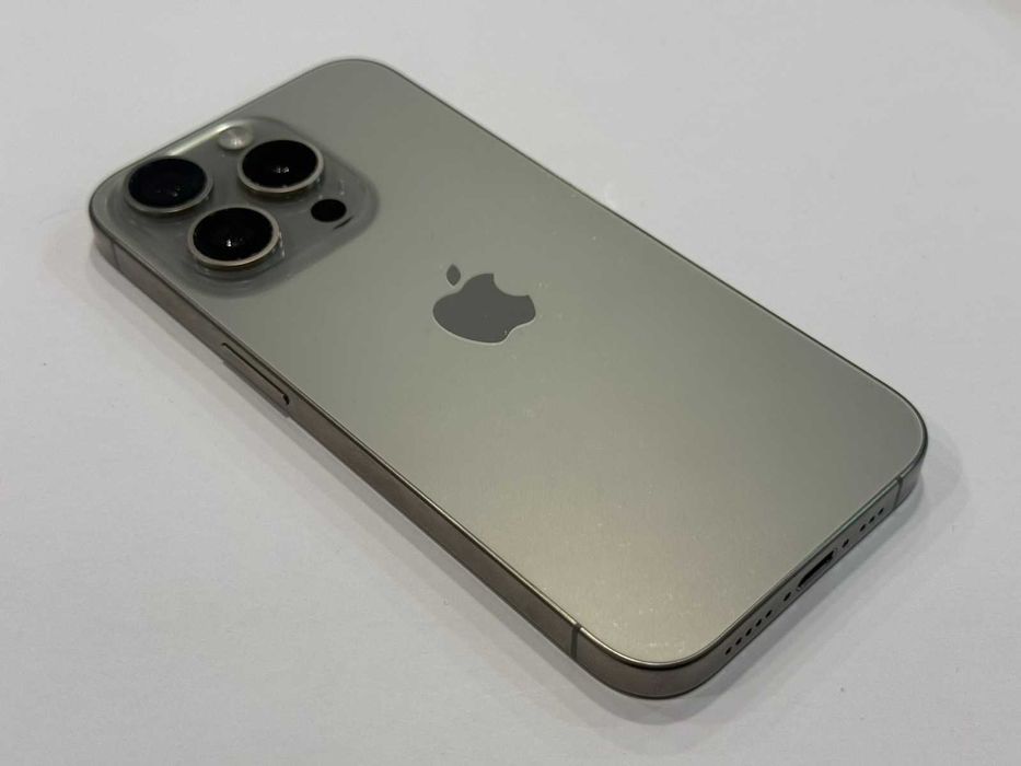 iPhone 15 Pro 128GB- Natural Titanium – 88%