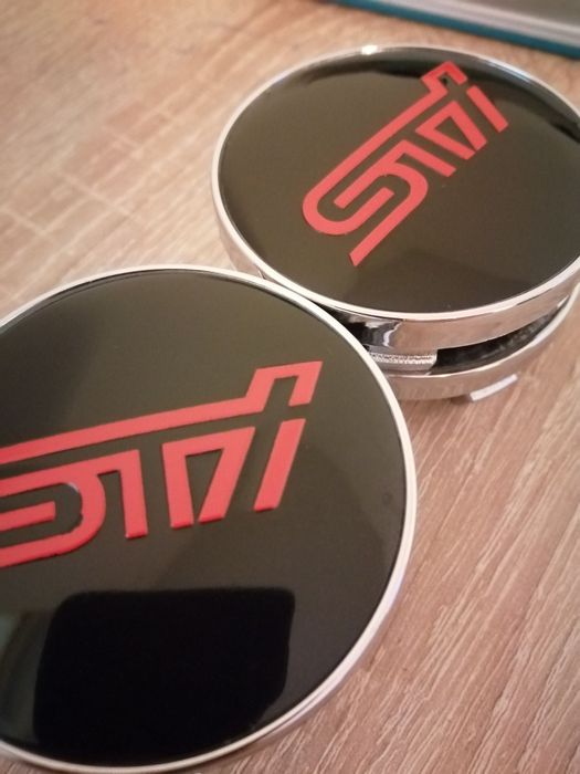 Subaru STI - set 4 capace pentru jante aliaj