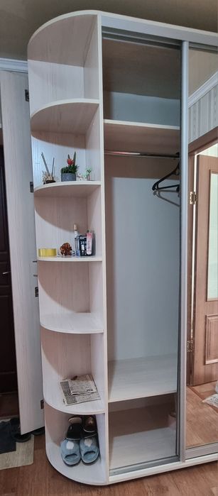 Продам шкаф и прихожку